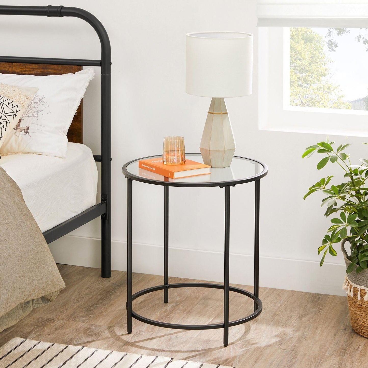 Round Side Tables Black FredCo