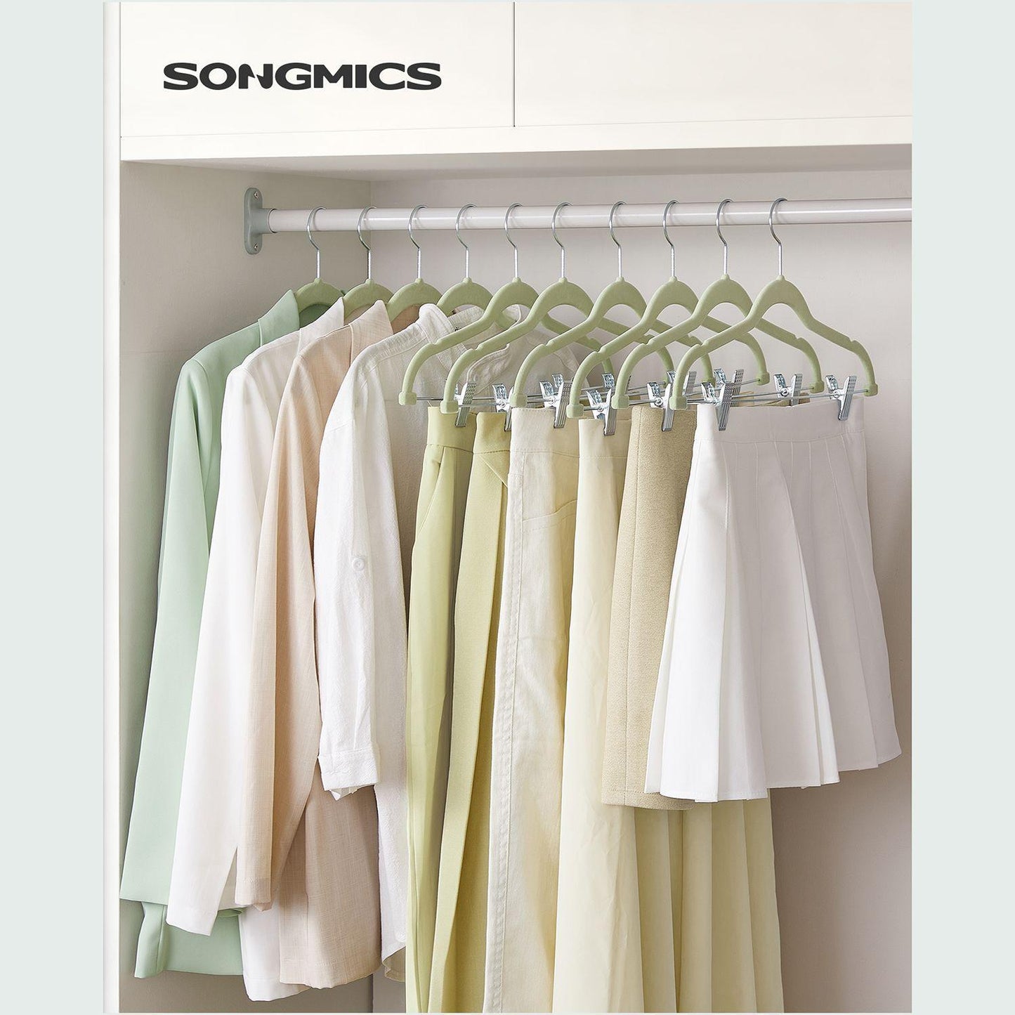 Set of 30 Velvet Hangers with Clips Pale Green FredCo