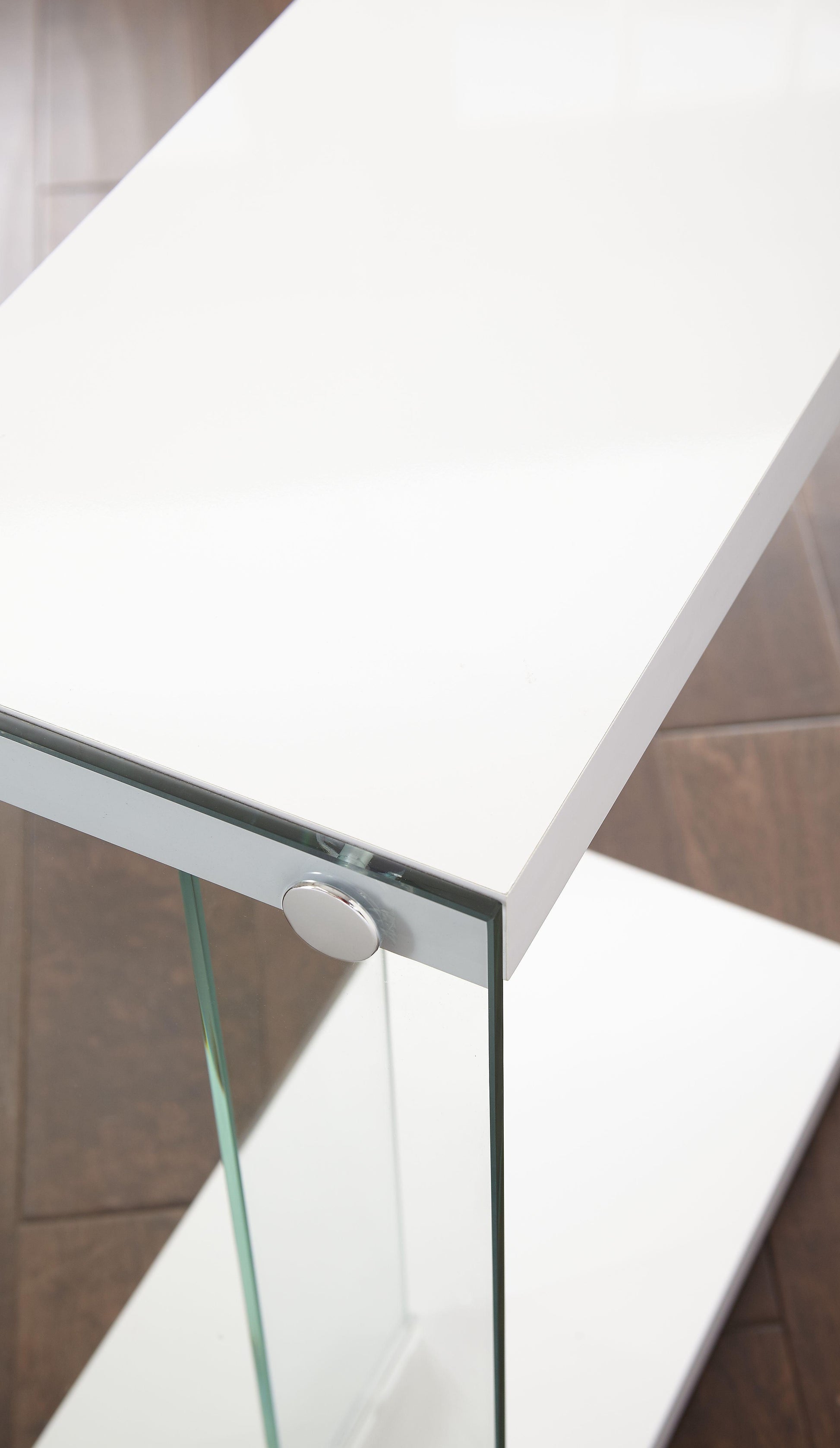 Steve Silver Elaina - Chair Side End Table - White EL150CEWG FredCo