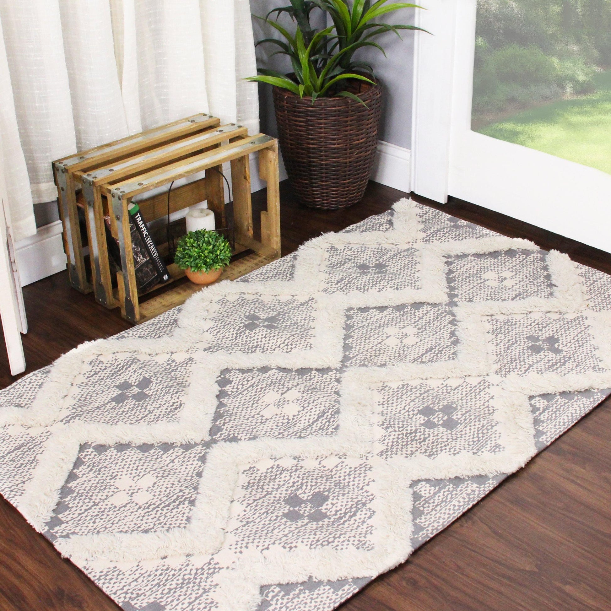 Talluah Hand-Tufted Cotton/Wool Textured Geometric Farmhouse Area Rug FredCo
