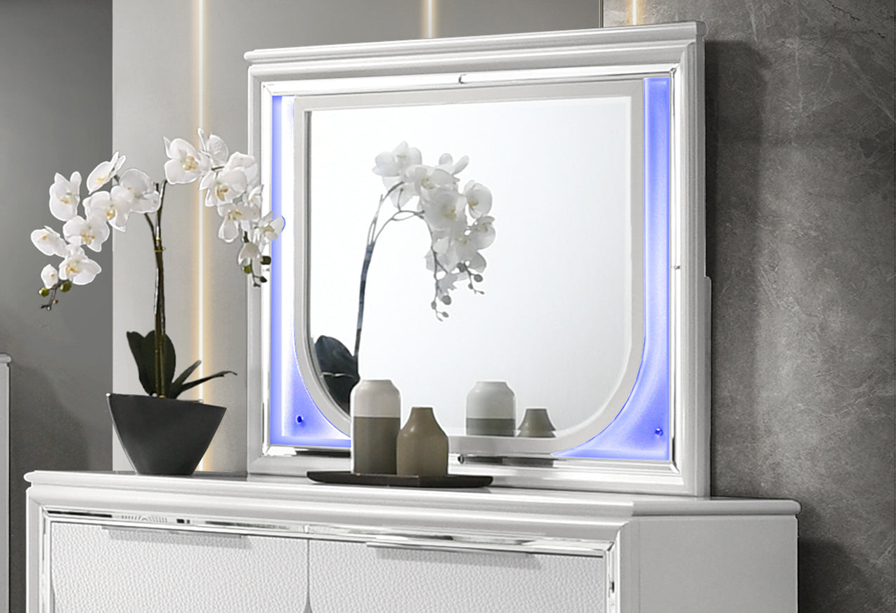 Tarian Pearl White Finish Mirror W/Led FredCo