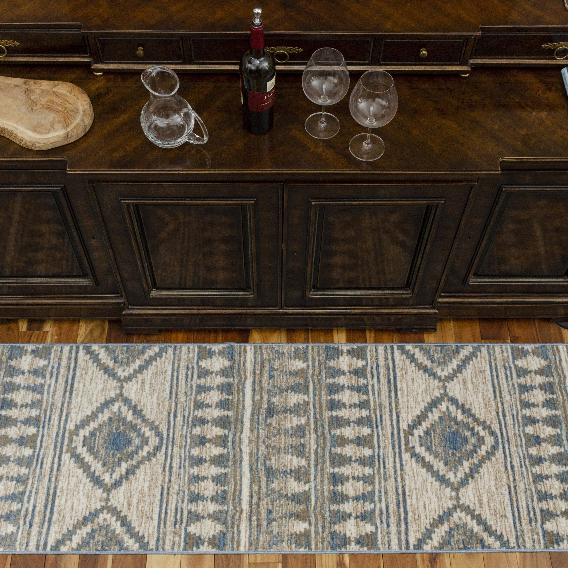 Tobey Southwestern Aztec Geometric Indoor Area Rug FredCo
