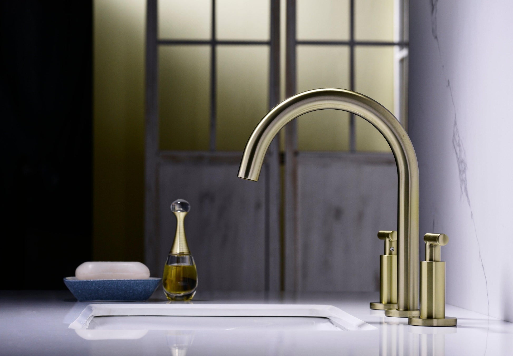 Two Handle High Arc Widespread Bathroom Sink Faucet 3 Hole FredCo