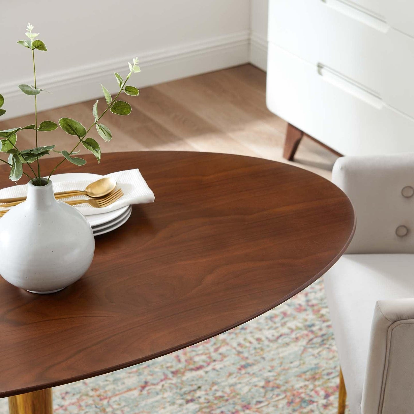 Verne 48" Oval Dining Table, EEI-4751 FredCo