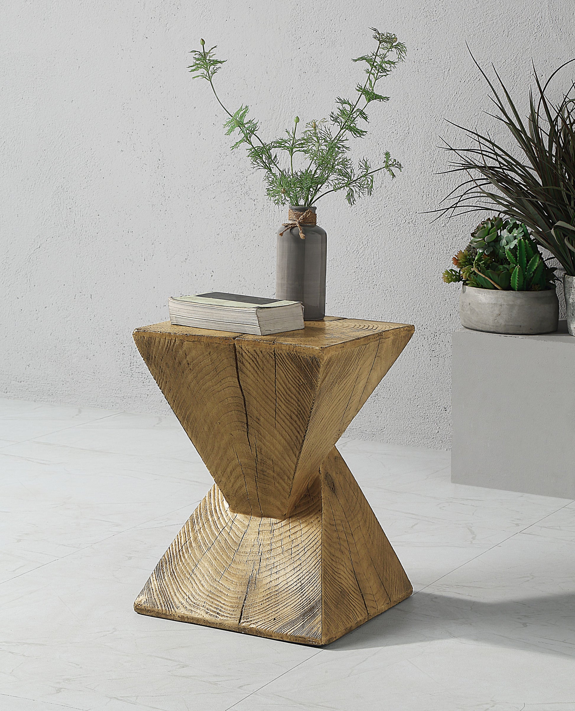 Zahi Accent Table FredCo