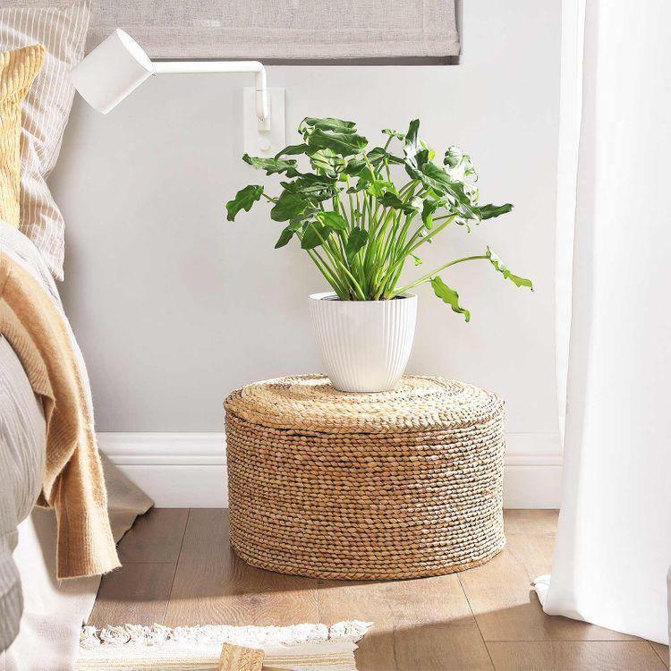 8 Pack Plant Pots White FredCo