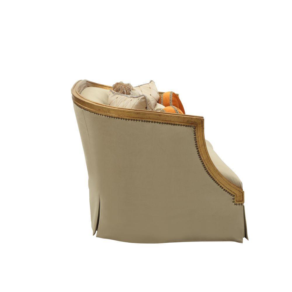 ACME Daesha Loveseat w/5 Pillows, Tan Flannel & Antique Gold FredCo