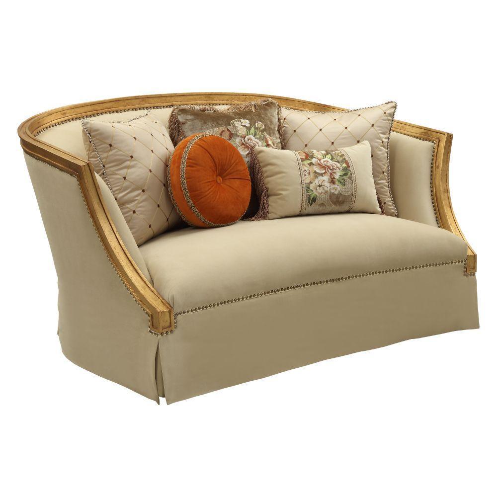 ACME Daesha Loveseat w/5 Pillows, Tan Flannel & Antique Gold FredCo