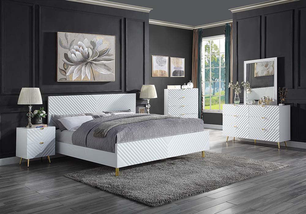 ACME Gaines Queen Bed, White High Gloss Finish FredCo