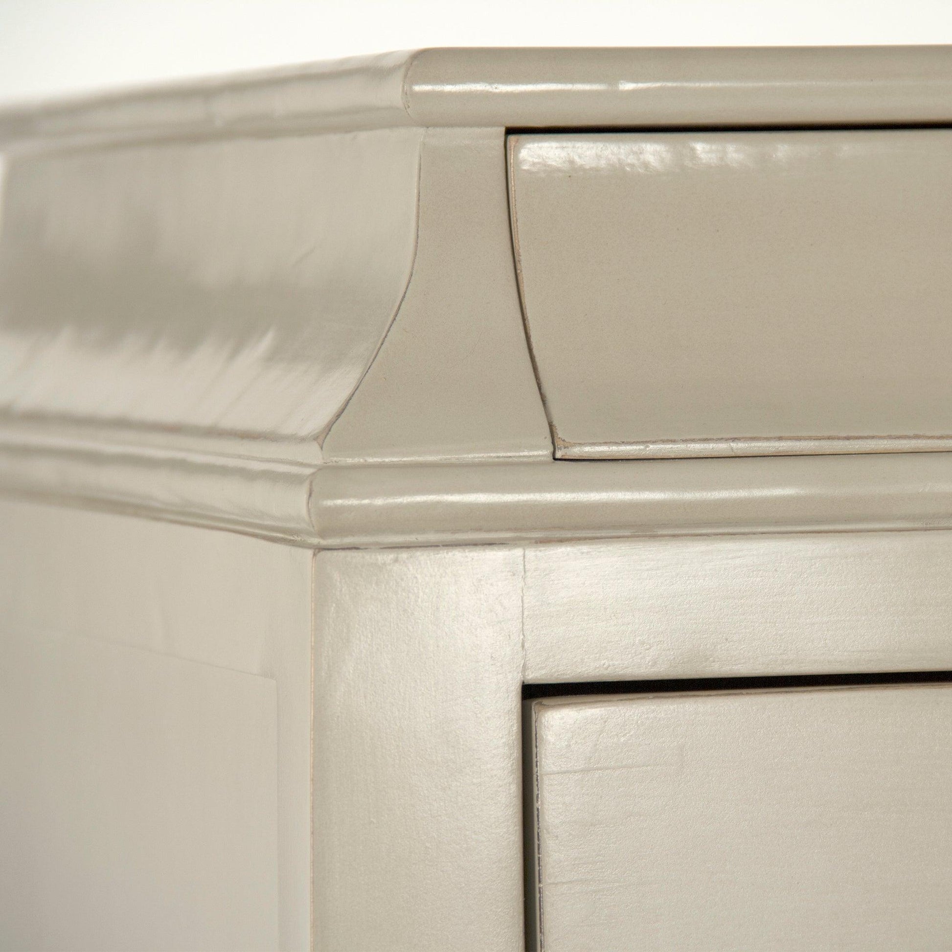 Anjelica Dresser LI-S17-24-65 FredCo