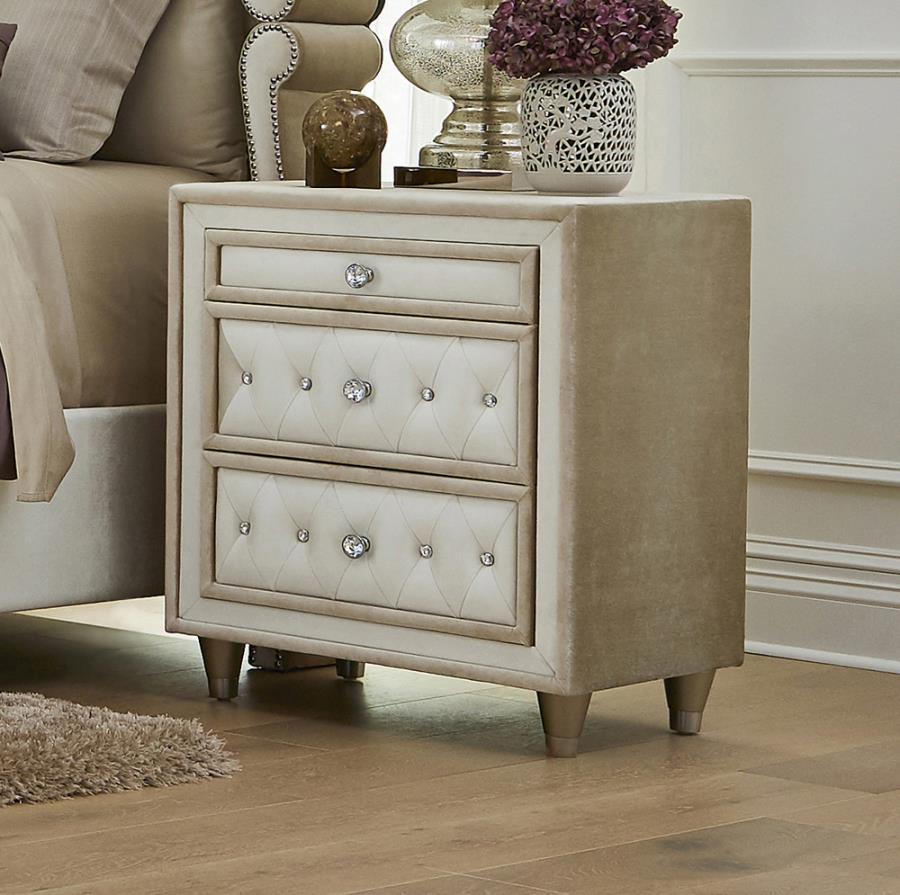 Antonella 3-drawer Upholstered Nightstand Ivory and Camel 223522 Coaster FredCo