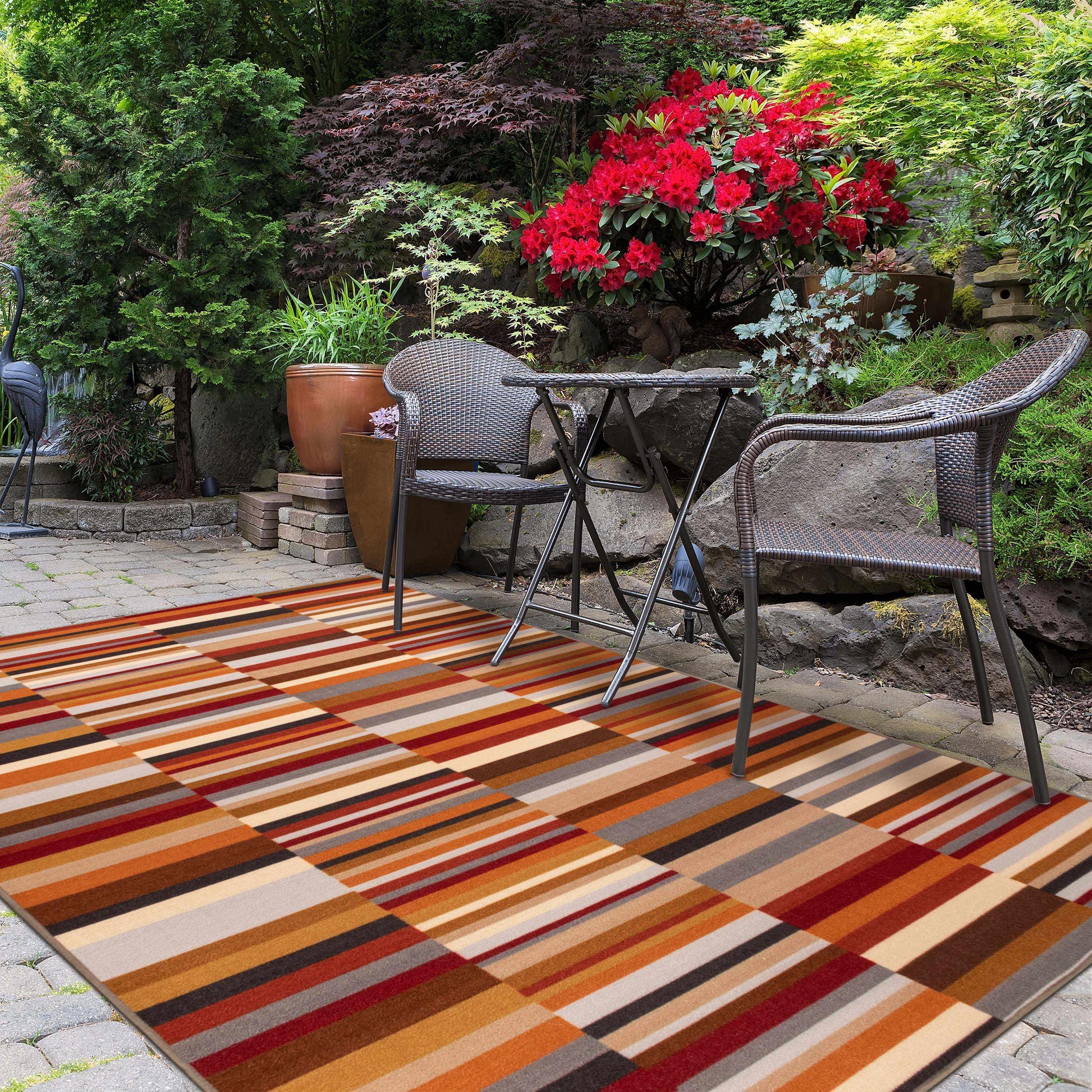 Arden Non-Slip Foldable Weather Resistant Modern Outdoor Rug FredCo