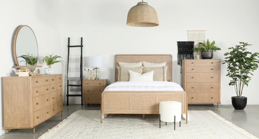 Arini 3-piece Upholstered Eastern King Bedroom Set Sand Wash Coaster FredCo