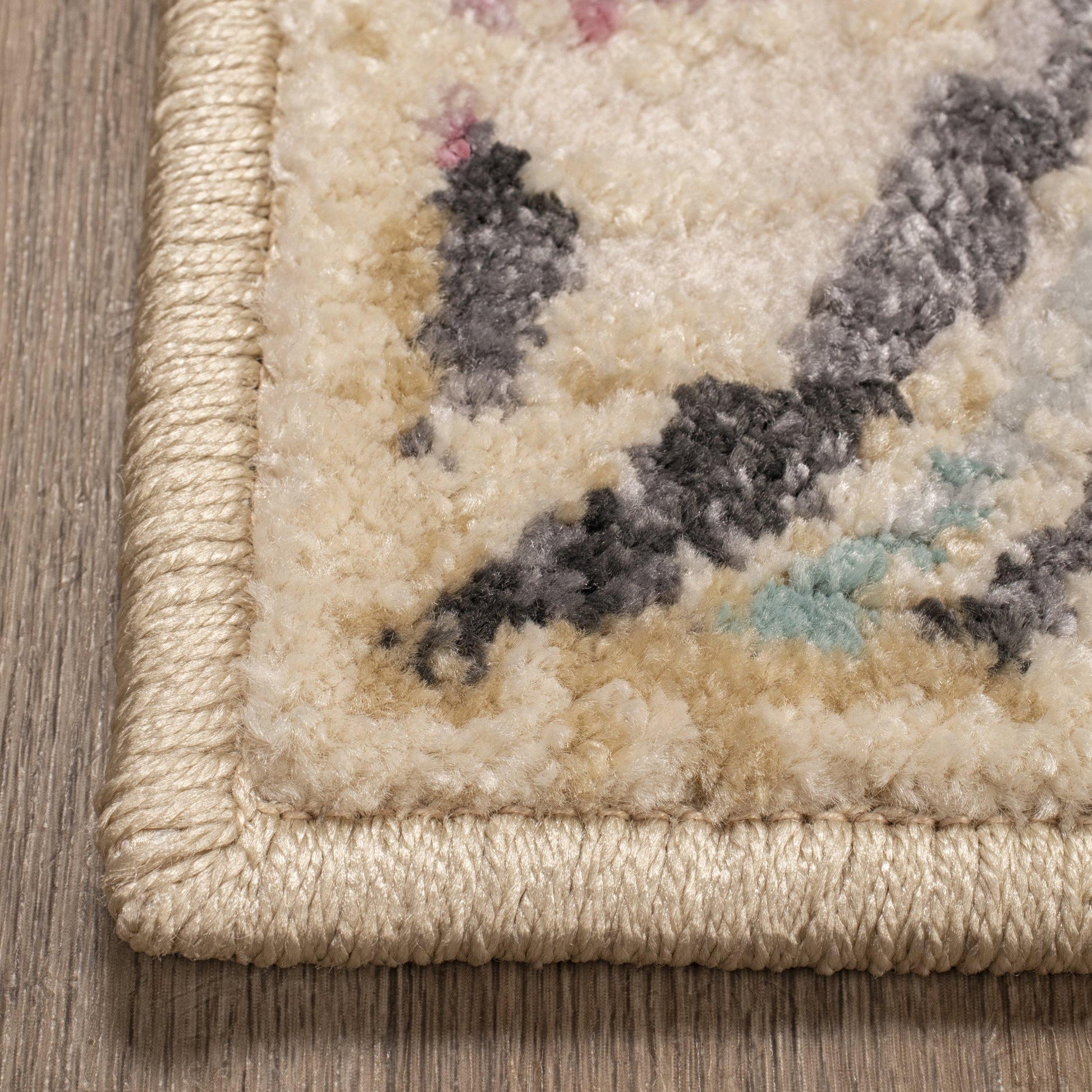 Ceyone Contemporary Floral Rug FredCo