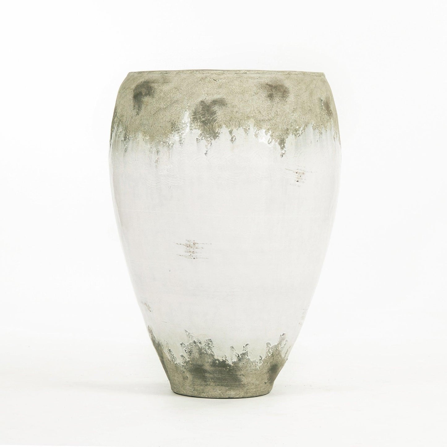 Distressed Off-White Large Vase (14A121) FredCo