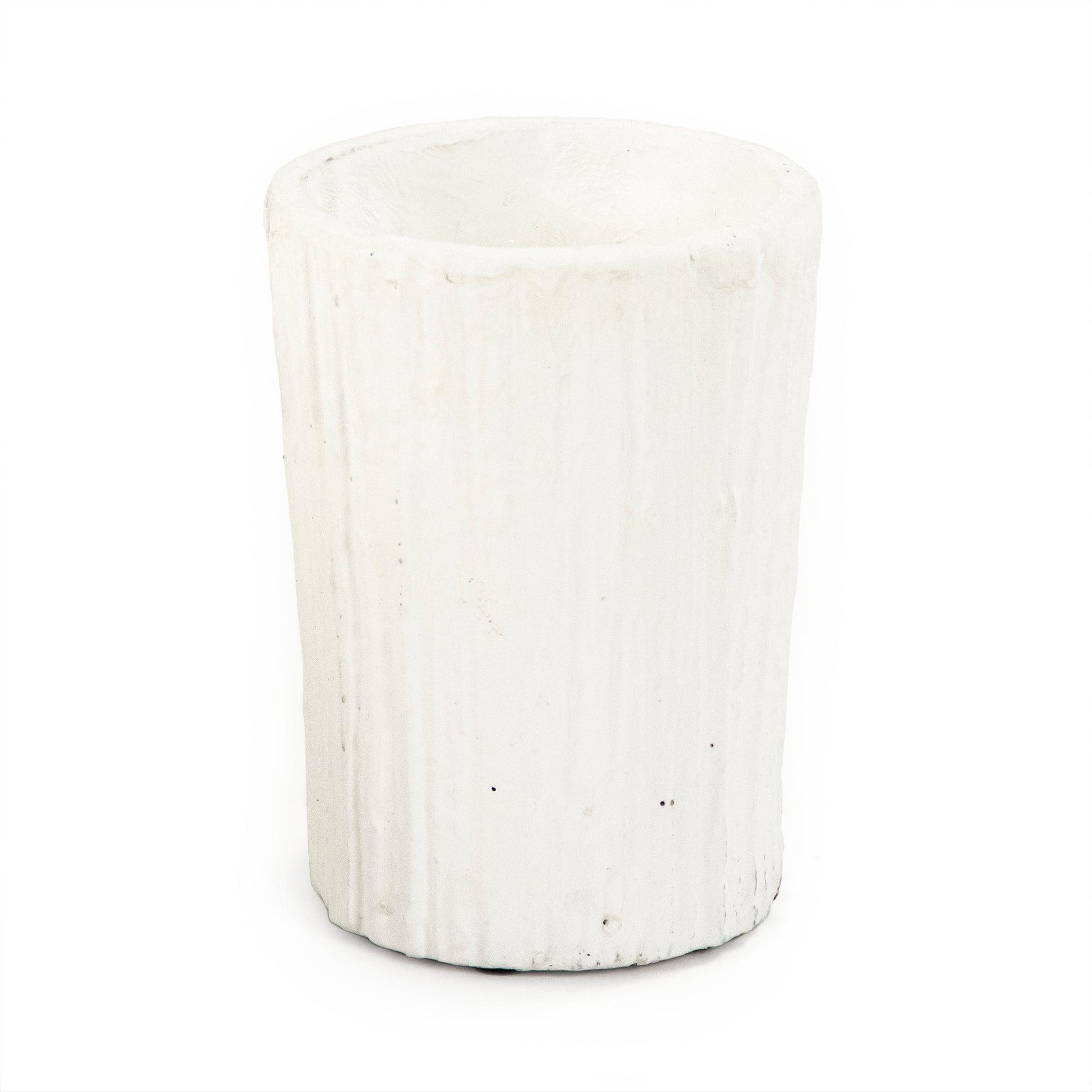 Distressed White Vase (10043S A148) FredCo