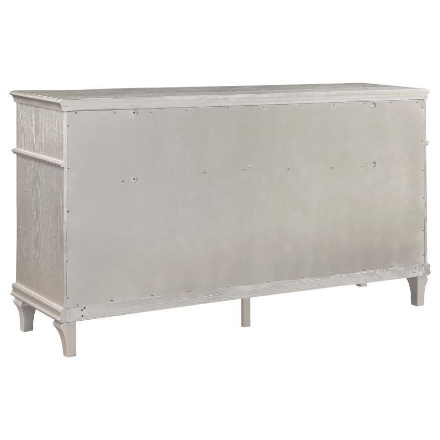 Evangeline 4-piece Upholstered Platform Eastern King Bedroom Set Ivory and Silver Oak Coaster FredCo