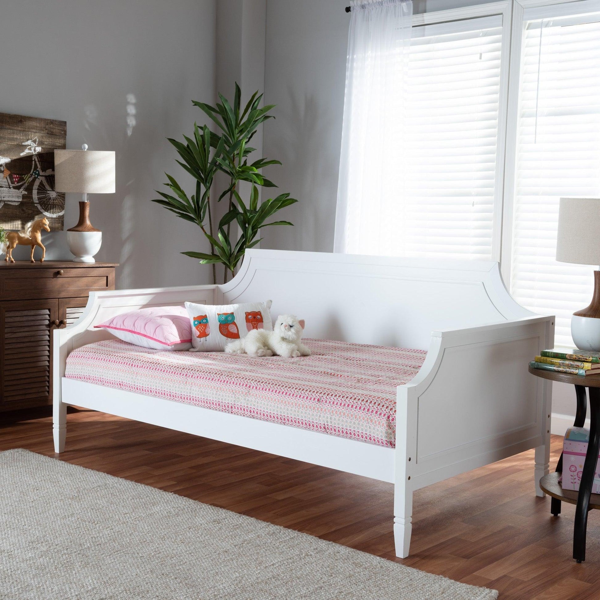 Mariana Classic and Traditional White Finished Wood Full Size Daybed FredCo