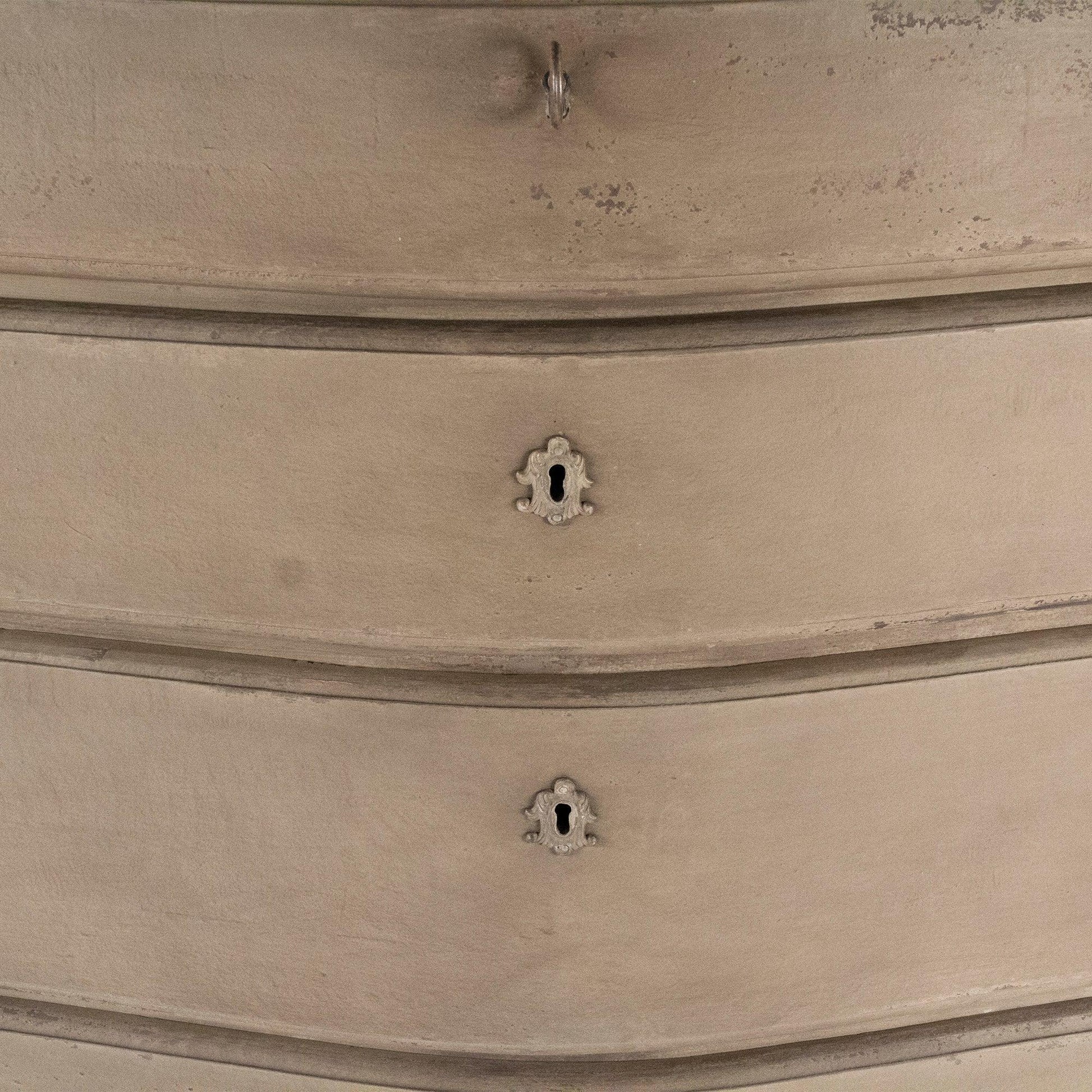 Neil Chest LI-S10-12-45 FredCo