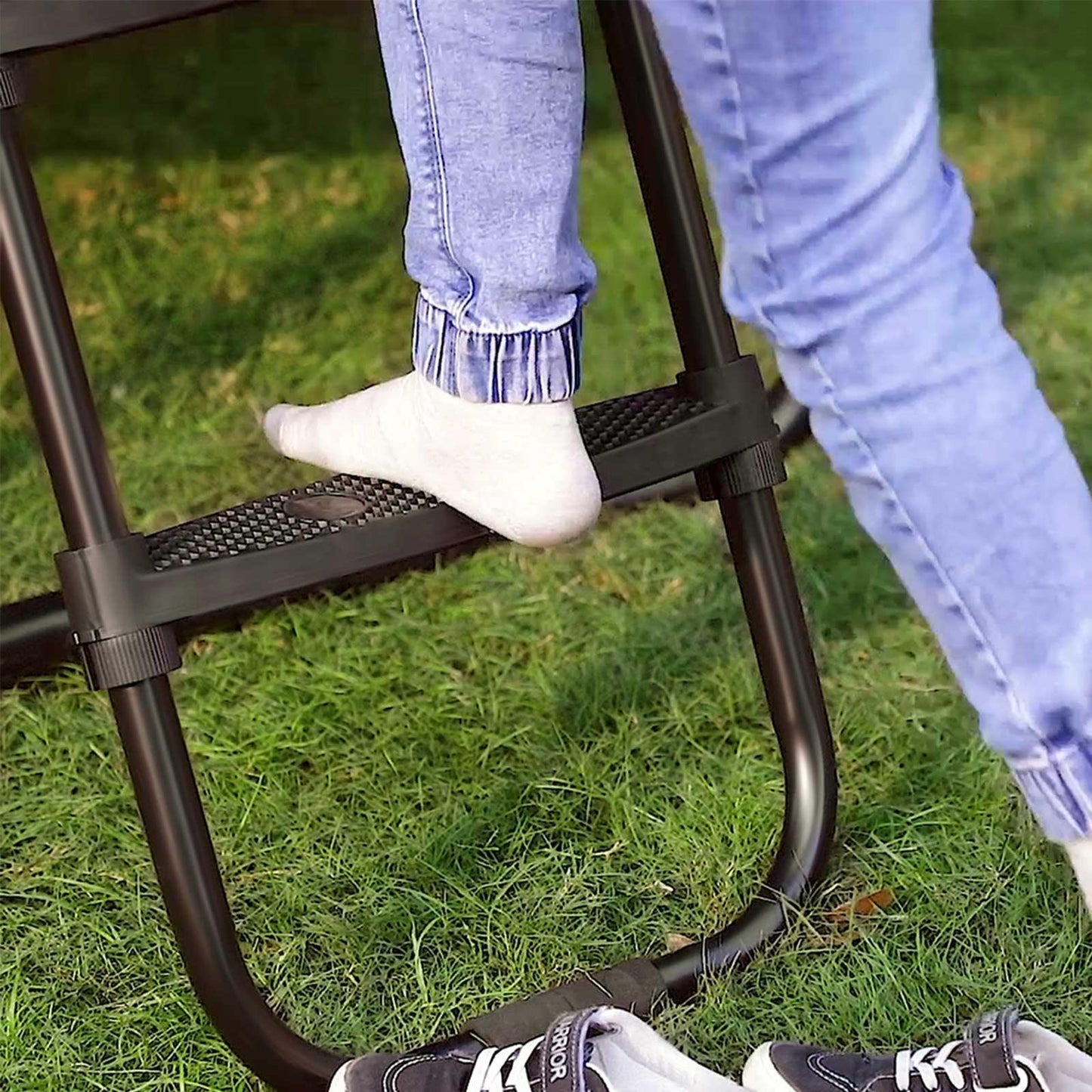 Non-Slip Trampoline Ladder Black 35.4” FredCo