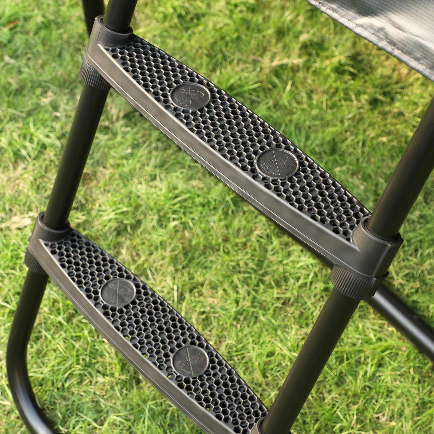 Non-Slip Trampoline Ladder Black 35.4” FredCo