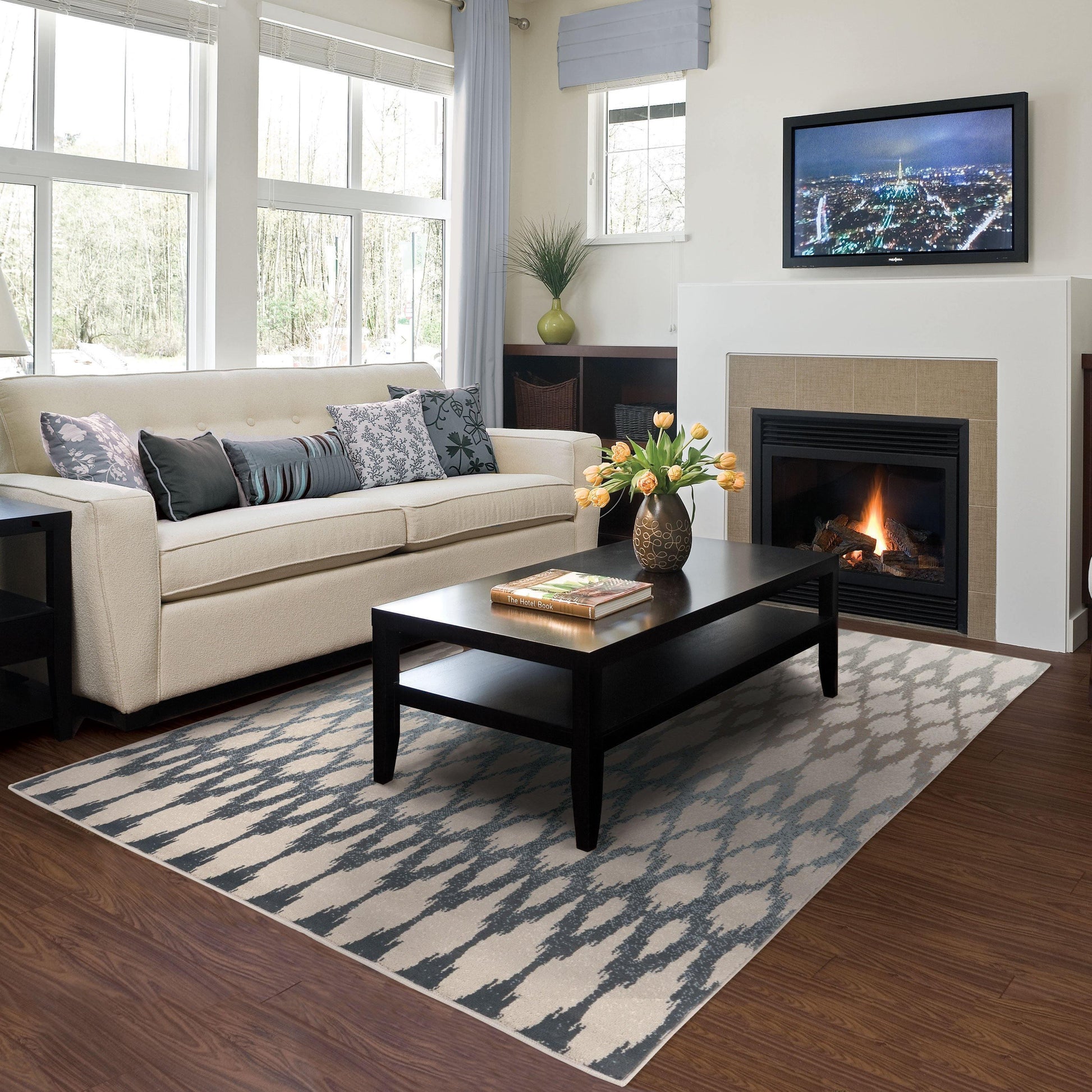 Oriental Weavers Brentwood 001H9 Area Rug FredCo