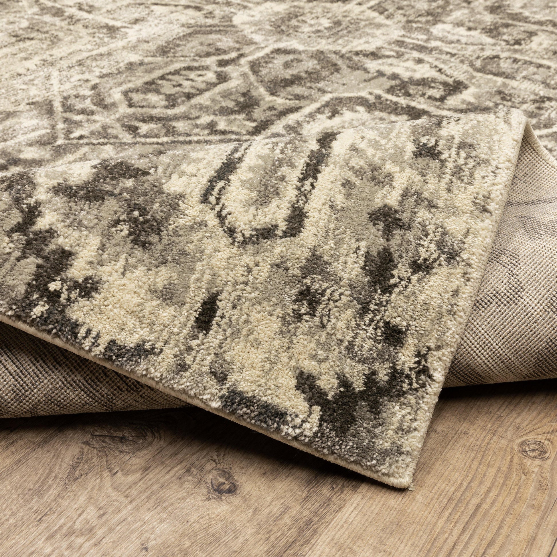 Oriental Weavers Florence 4333W Area Rug FredCo
