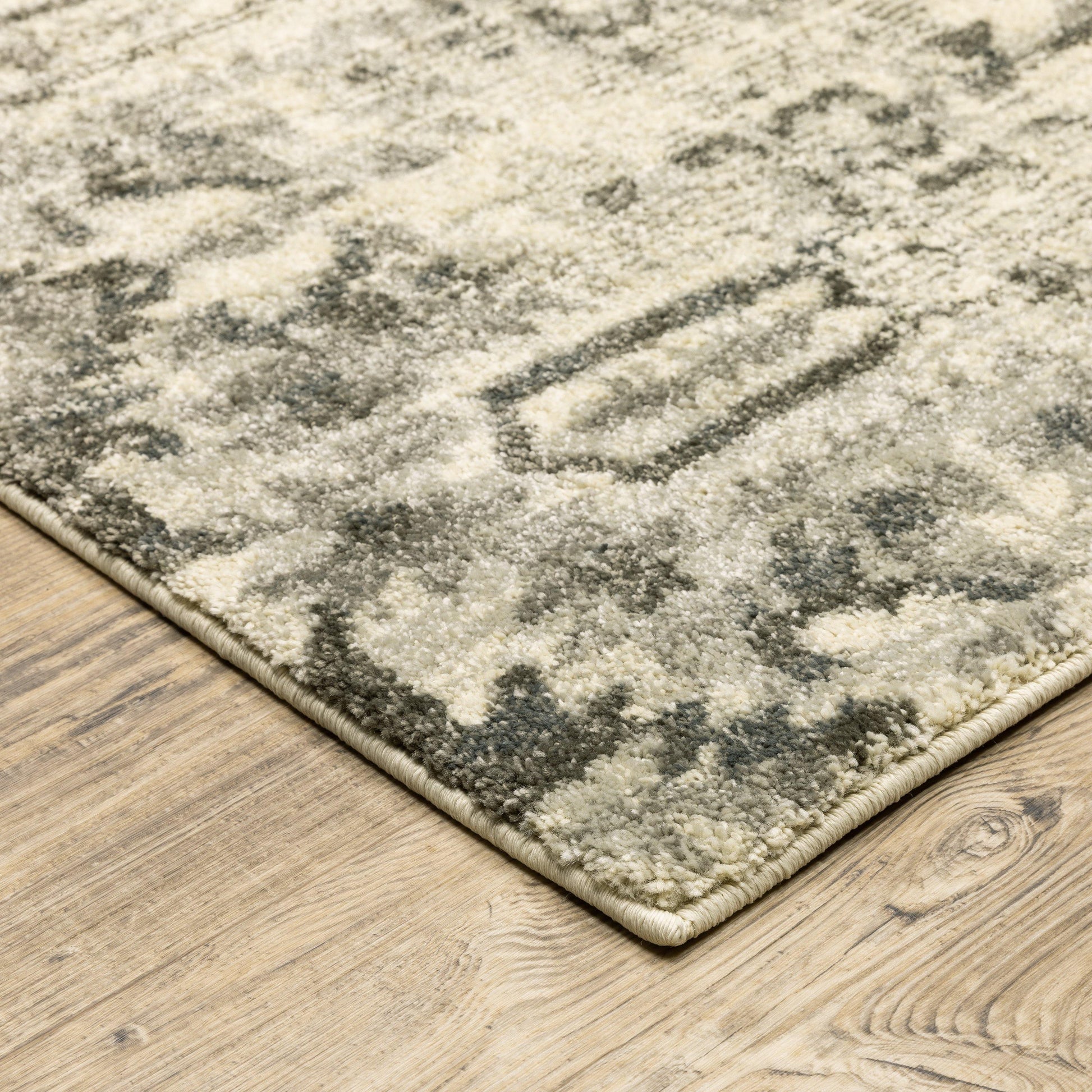 Oriental Weavers Florence 4333W Area Rug FredCo