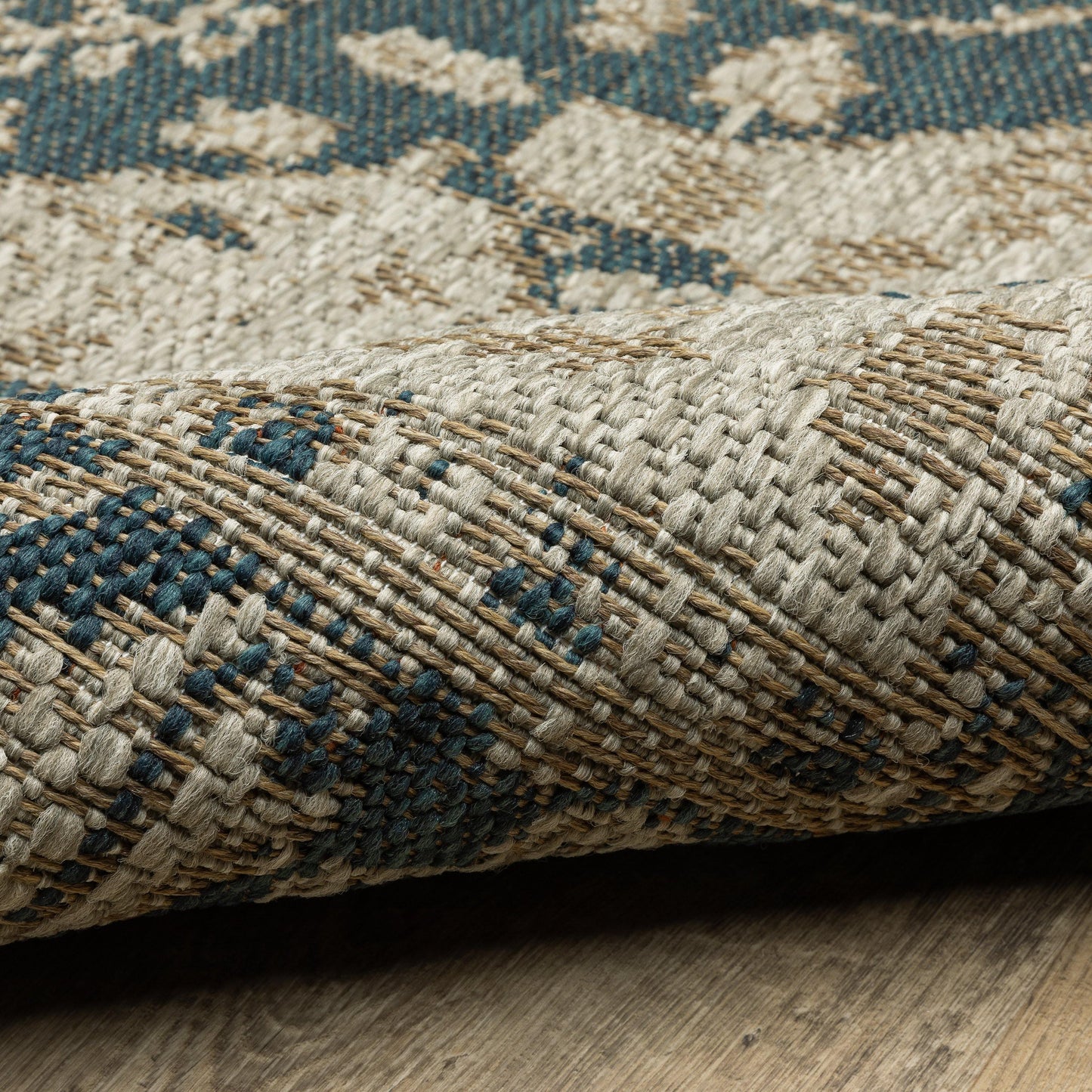 Oriental Weavers Latitude 001J3 Area Rug FredCo