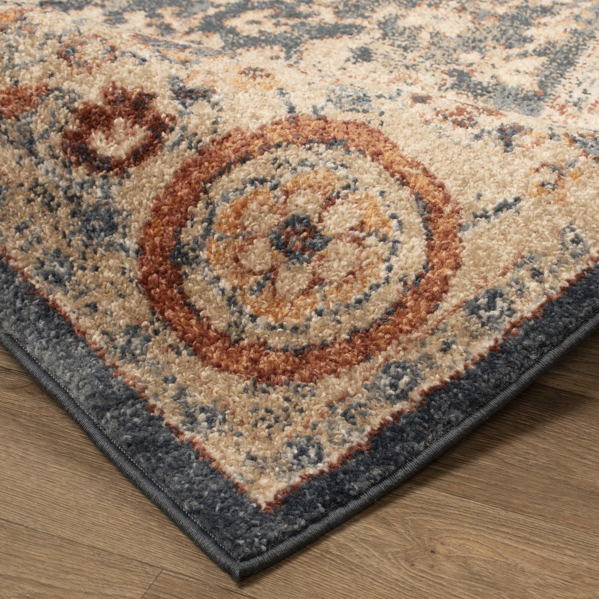 Sibylla Traditional Persian Rug FredCo