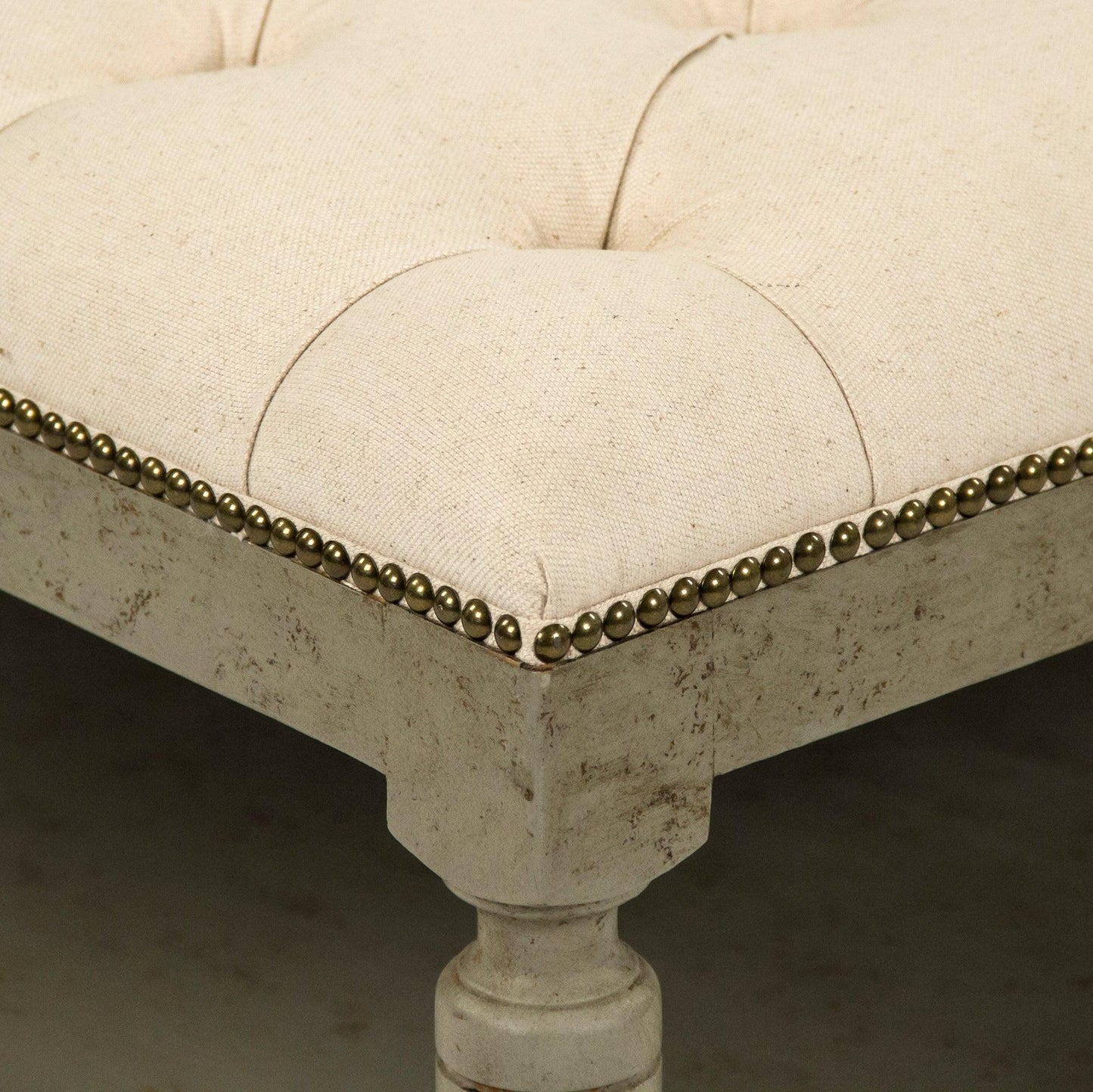 Square Tufted Ottoman CFH136-Z 432 C020 FredCo