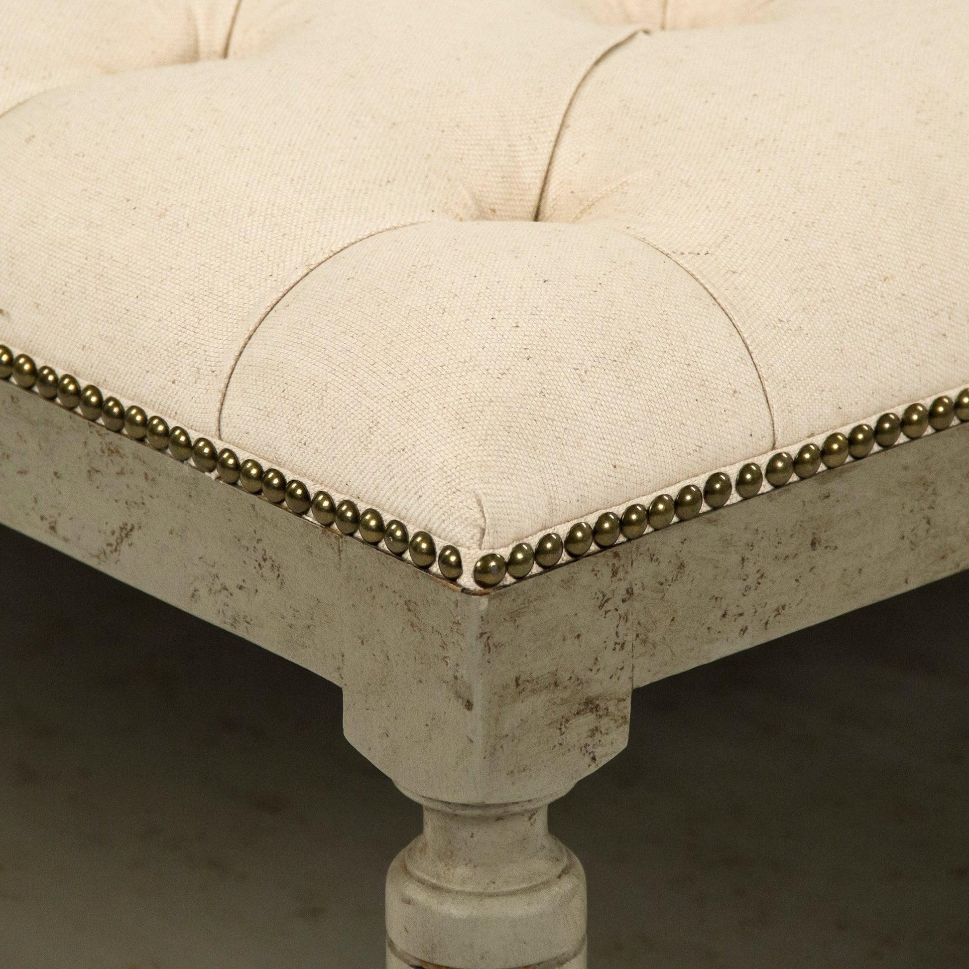 Square Tufted Ottoman CFH136-Z 432 C020 FredCo