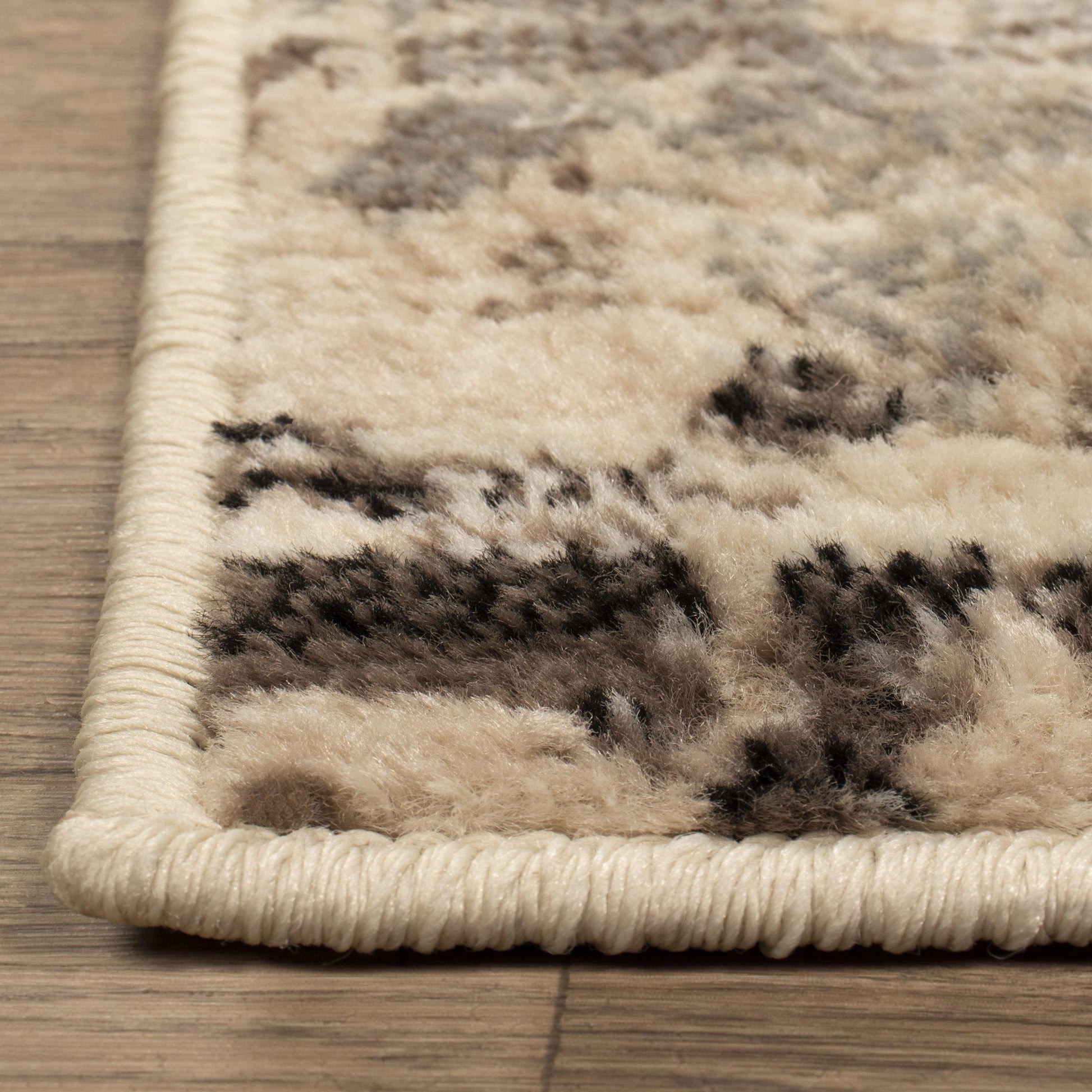 Tamara Mid-Century Contemporary Floral Damask Rug FredCo