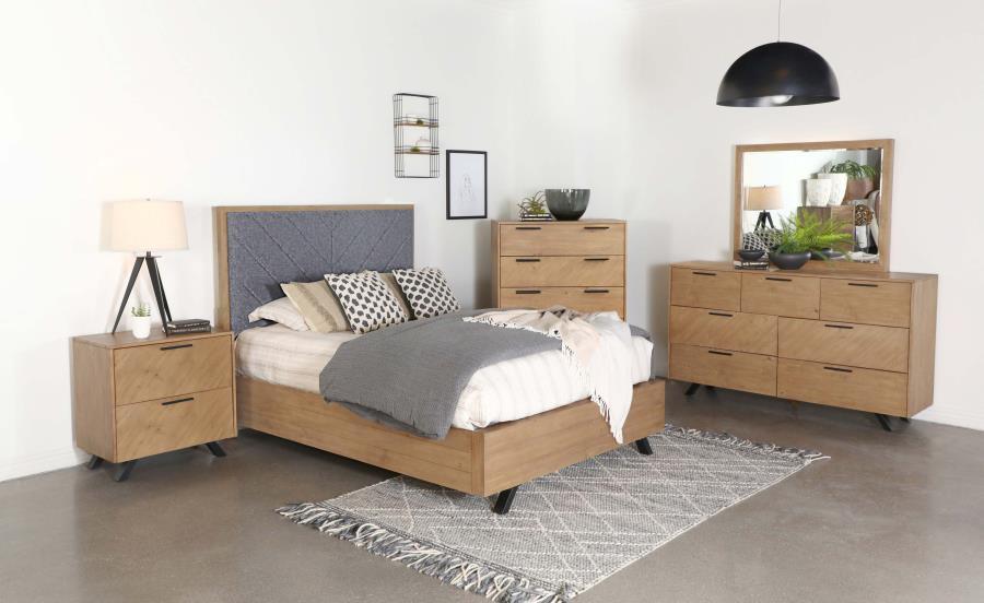 Taylor 5-piece Eastern King Bedroom Set Light Honey Brown and Grey Coaster FredCo